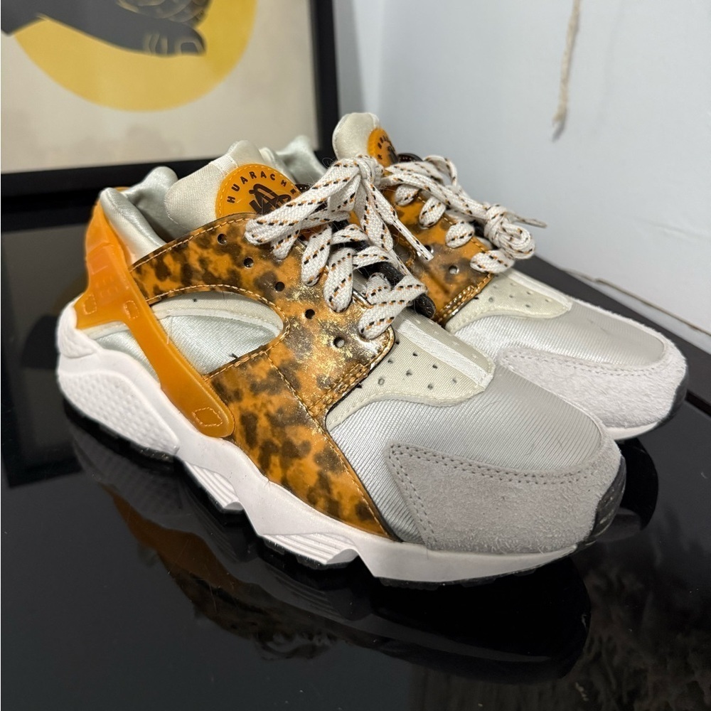 Nike Air Huarache "Tortoise Shell" Phantom-Light Curry Womens Sz 6.5 - Picture 1 of 5